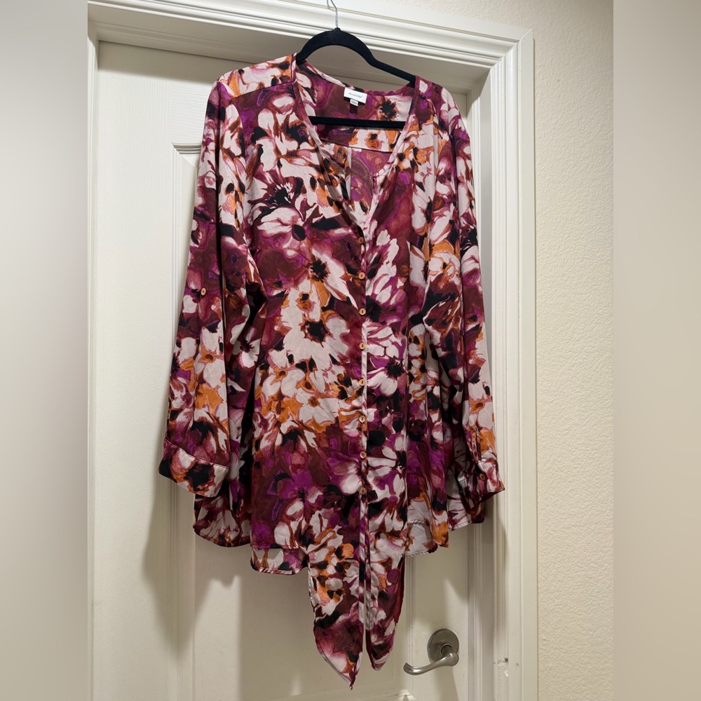 Avenue Vibrant Floral Top